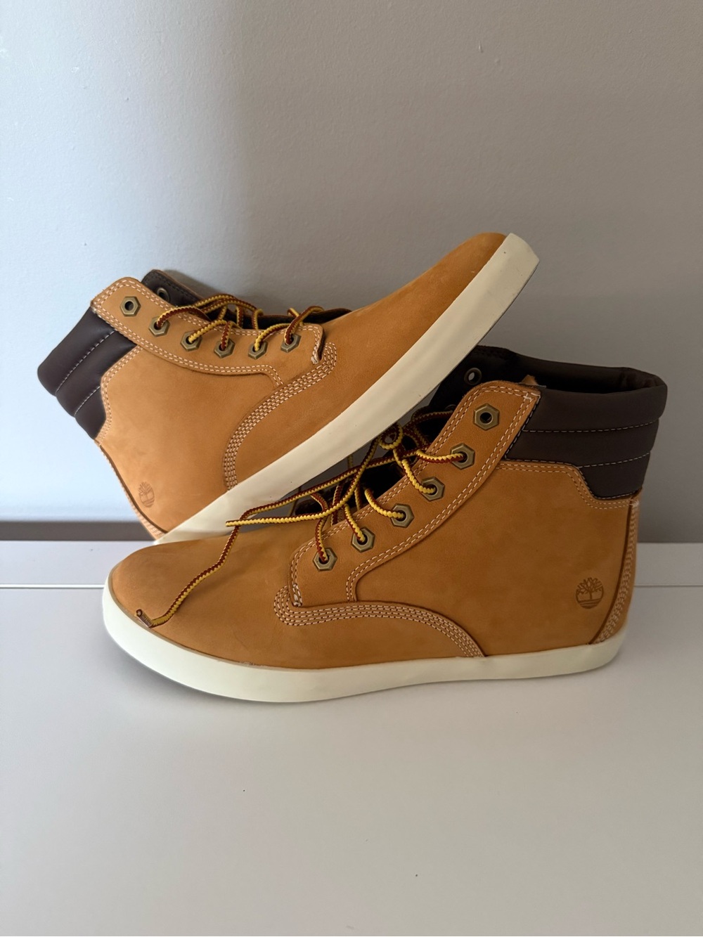 Timberland Womens Daussete Lightweight Streetwear Sneaker Boot Size 9.5